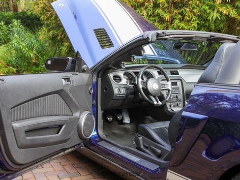 Used 2012 Ford Mustang Shelby GT500 image 74