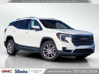 Used 2024 GMC Terrain SLT