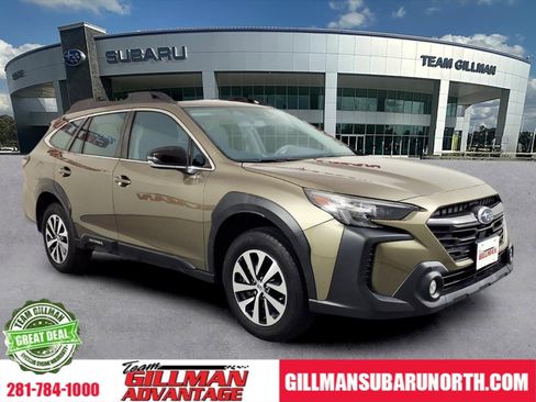 Used 2024 Subaru Outback Premium AWD/4WD image 1