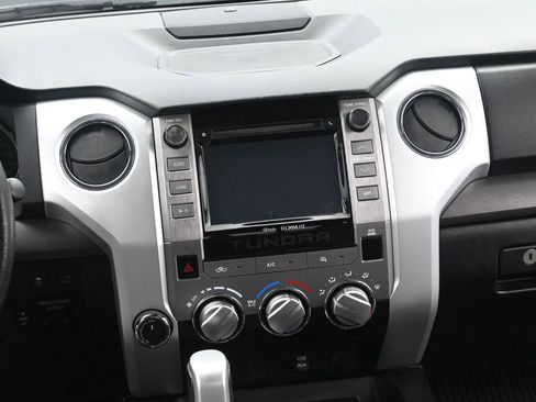 Used 2018 Toyota Tundra SR5 w/ TRD Off Road Package image 28