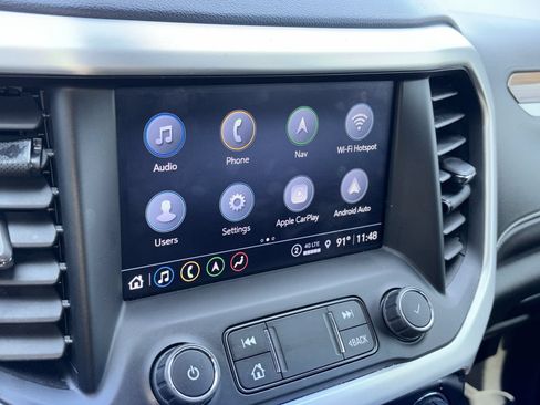 Used 2023 GMC Acadia SLE w/ Driver Convenience Package FWD image 3