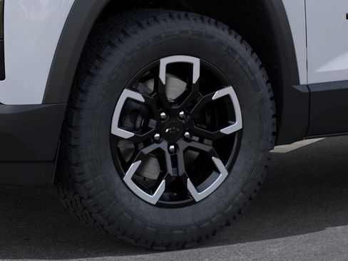 New 2026 Chevrolet Equinox ACTIV w/ Convenience Package III image 34