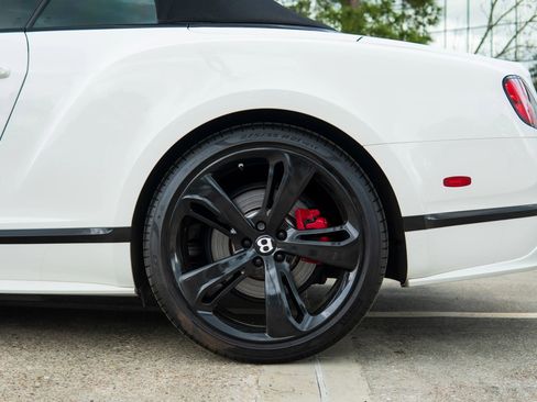 Used 2016 Bentley Continental GT Speed image 17