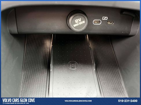 Used 2026 Volvo XC40 B5 Ultra w/ Climate Package AWD/4WD image 32