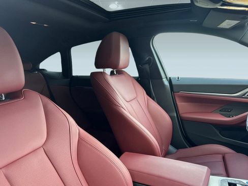 Used 2023 BMW i4 eDrive35 image 31