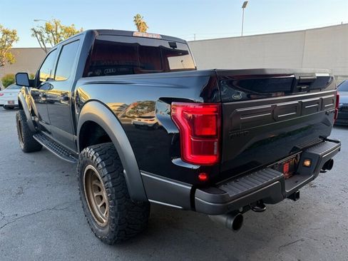 Used 2018 Ford F150 Raptor w/ Equipment Group 801A Mid image 10