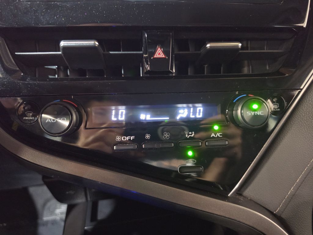 Used 2024 Toyota Camry LE FWD image 16