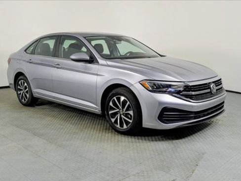 Used 2024 Volkswagen Jetta S FWD image 9