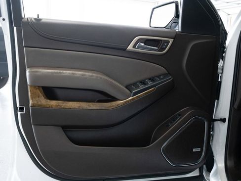 Used 2017 GMC Yukon XL Denali w/ Open Road Package image 12