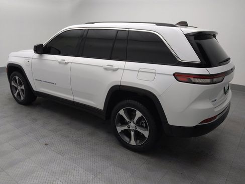 Used 2022 Jeep Grand Cherokee Limited 4xe image 3