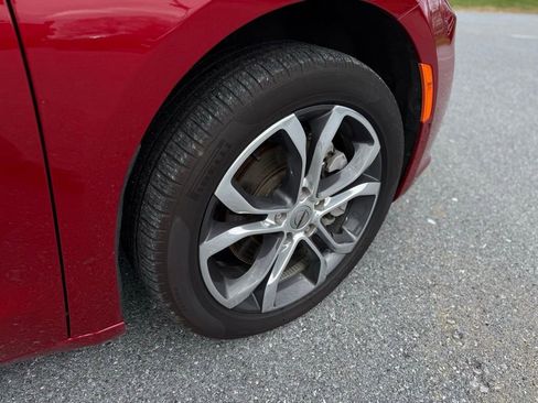 Used 2024 Chrysler Pacifica Pinnacle image 10