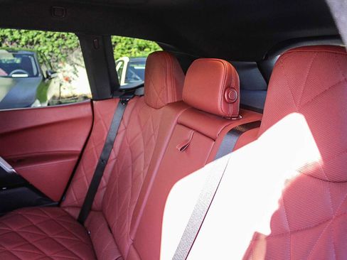 Certified 2023 BMW iX xDrive50 w/ Premium Package image 18