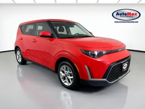 Used 2023 Kia Soul LX w/ Option Group 015 image 1