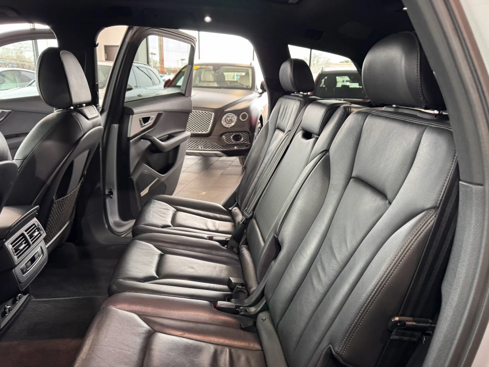 Used 2018 Audi Q7 2.0T Premium Plus w/ Premium Plus Package AWD/4WD image 17