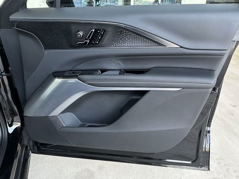 New 2026 Cadillac Lyriq V w/ Exterior Carbon Fiber Package image 38