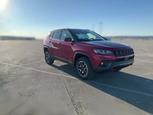 New 2026 Jeep Compass Trailhawk image 16