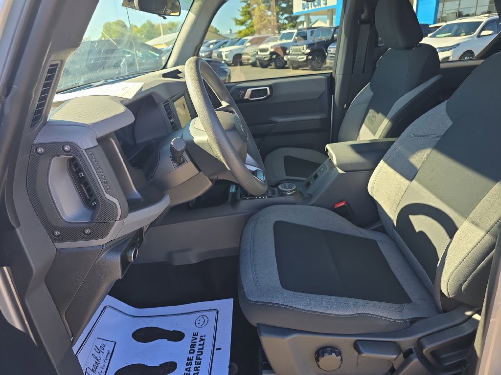 Used 2023 Ford Bronco 4-Door AWD/4WD image 23