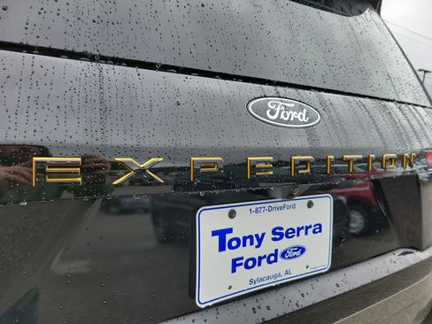 New 2025 Ford Expedition Tremor image 9