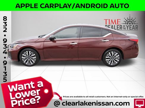 Used 2024 Nissan Altima 2.5 SV image 4