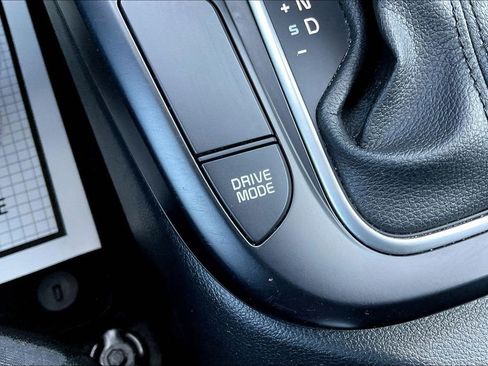 Used 2025 Kia Soul LX w/ LX Technology Package image 15