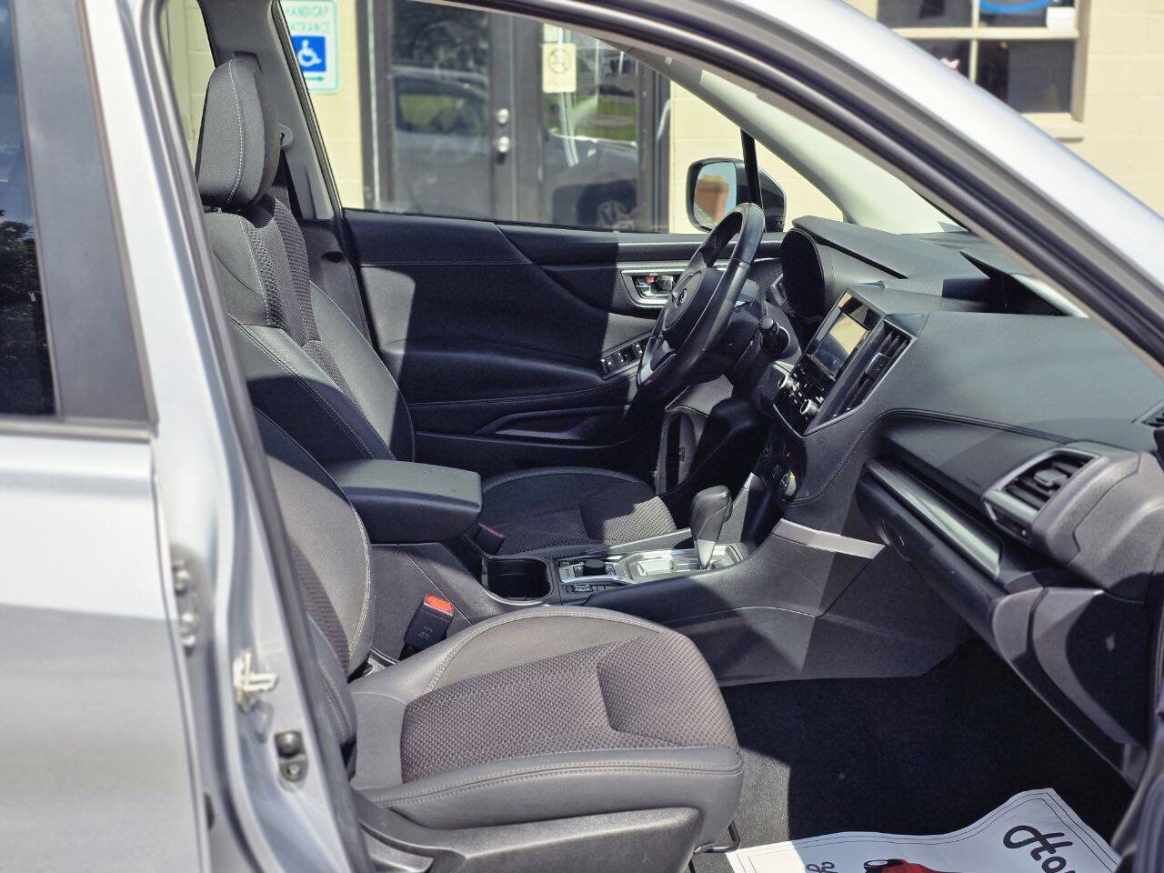 Used 2021 Subaru Forester Premium AWD/4WD image 16