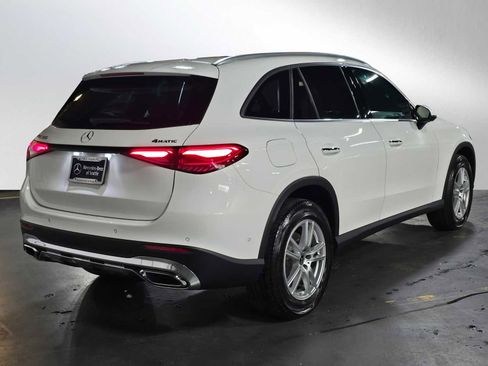 Used 2026 Mercedes-Benz GLC 300 4MATIC image 3