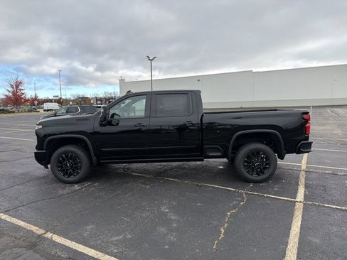New 2026 Chevrolet Silverado 3500 High Country w/ Midnight Edition image 8