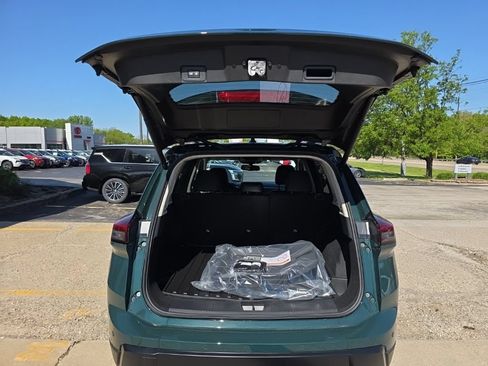 New 2026 Nissan Rogue SV AWD/4WD image 6