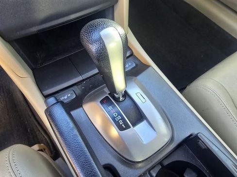 Used 2010 Honda Accord EX-L image 18