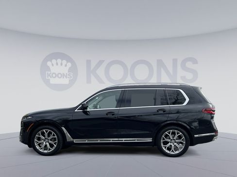 Used 2025 BMW X7 xDrive40i AWD/4WD image 2