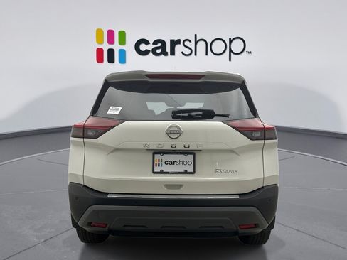 Used 2023 Nissan Rogue SV AWD/4WD image 4
