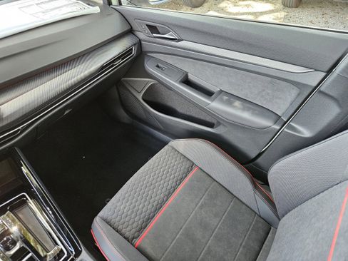 New 2025 Volkswagen GTI SE image 17