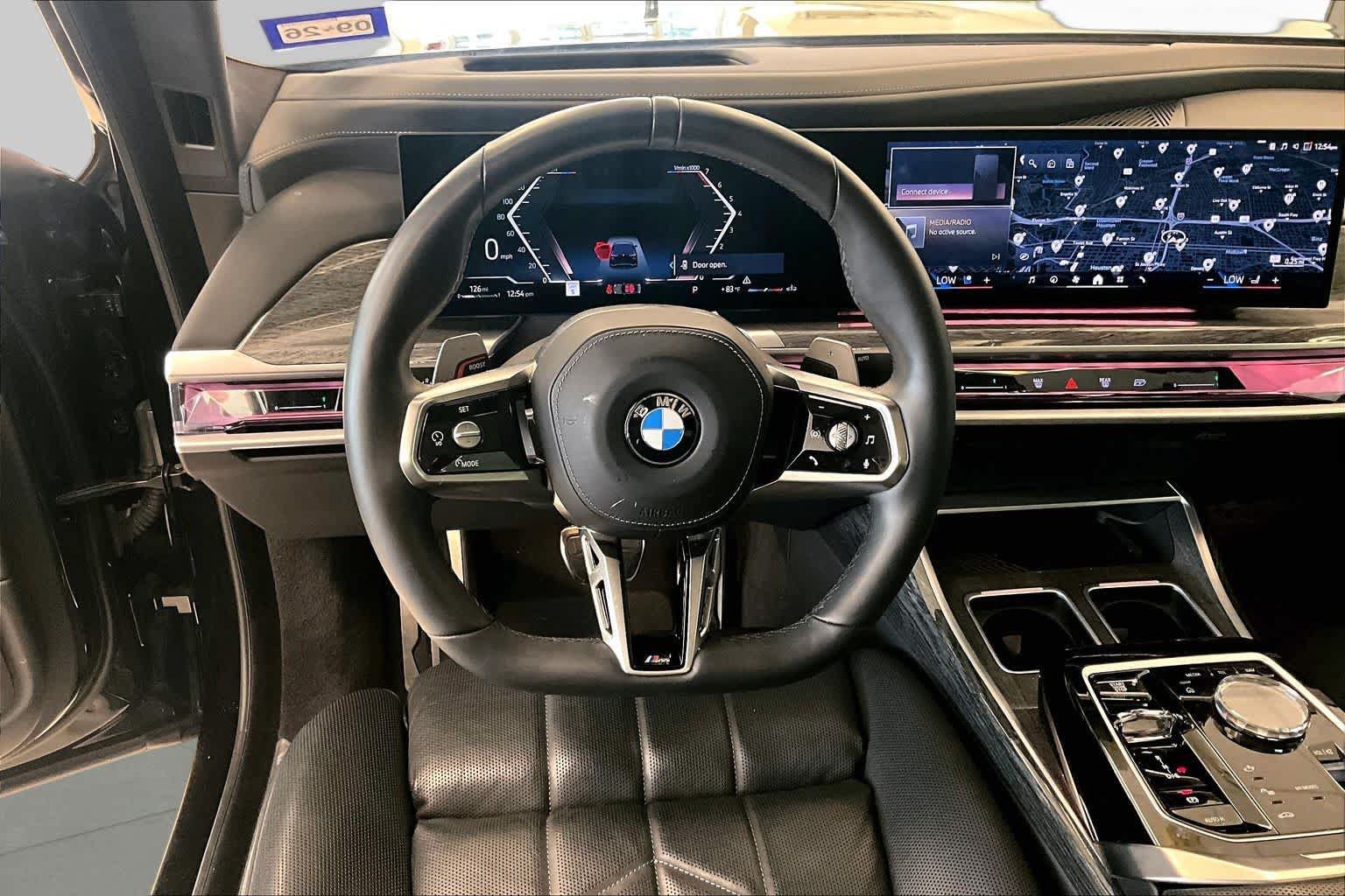 Used 2023 BMW 760i xDrive AWD/4WD image 16