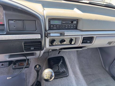 Used 1995 Ford F250 XLT image 22