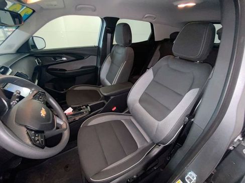 Used 2023 Chevrolet TrailBlazer LT FWD image 14