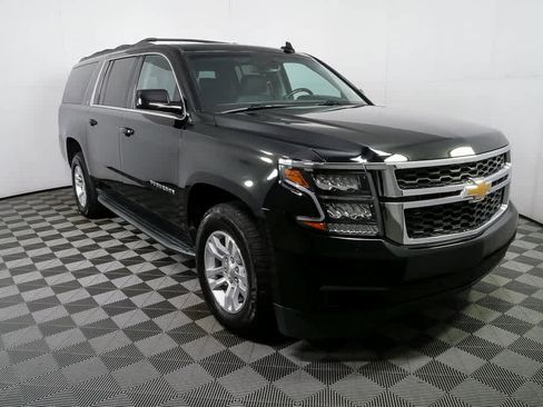 Used 2018 Chevrolet Suburban LT AWD/4WD image 1