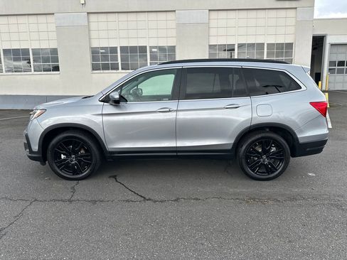 Used 2021 Honda Pilot Special Edition image 3