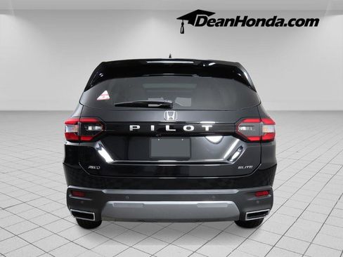 New 2026 Honda Pilot Elite image 4