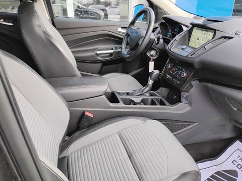 Used 2018 Ford Escape SE w/ Ford Safe & Smart Package image 12