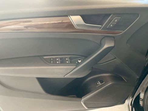 Used 2019 Audi Q5 2.0T Premium image 13