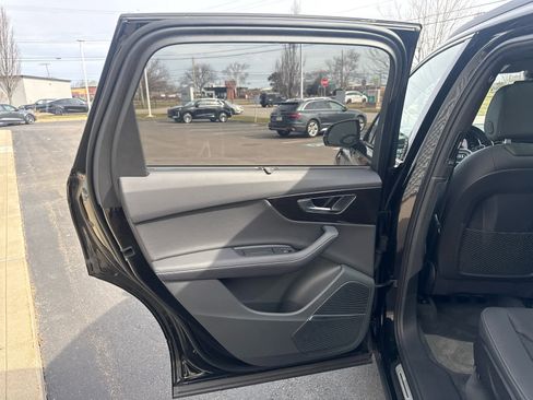 Used 2025 Audi Q7 2.0T Premium Plus w/ Premium Plus Package image 17