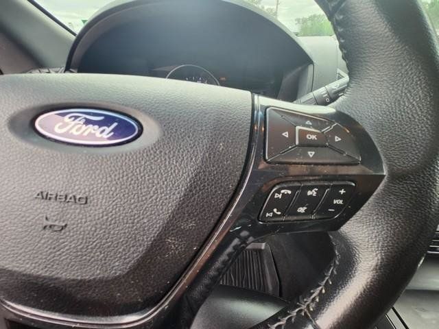 Used 2019 Ford Explorer XLT w/ Equipment Group 202A AWD/4WD image 14