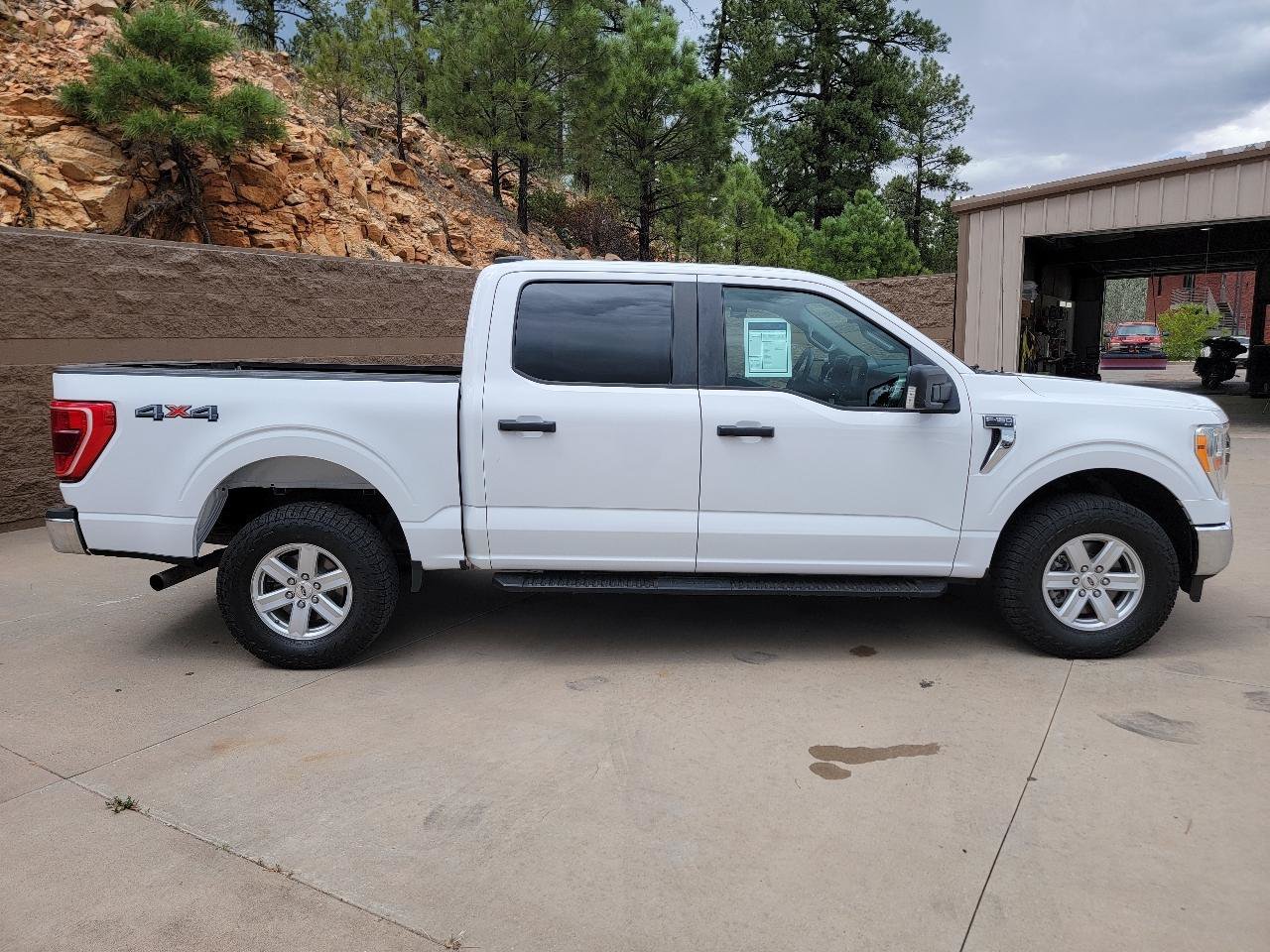 Used 2021 Ford F150 XLT w/ Trailer Tow Package AWD/4WD image 4