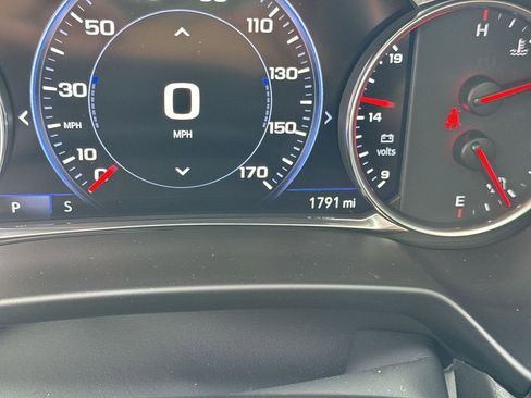 Used 2025 Chevrolet Blazer RS w/ Driver Confidence II Package image 12