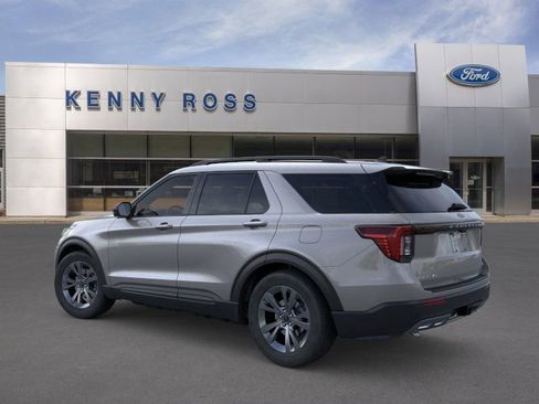 New 2026 Ford Explorer Active w/ Active Comfort Package image 5