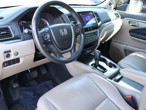Used 2016 Honda Pilot EX-L image 2