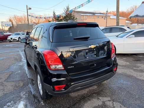 Used 2021 Chevrolet Trax LS w/ Tint and Cruise Package image 5