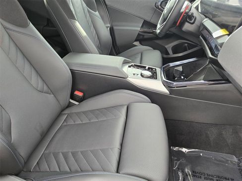 Certified 2025 BMW X3 M50 w/ Premium Package image 18