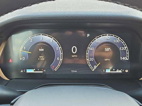 New 2025 Jeep Grand Cherokee Altitude image 31