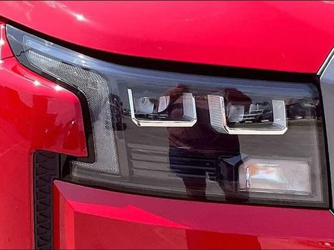 Certified 2026 Nissan Frontier SV w/ Tow Package AWD/4WD image 28